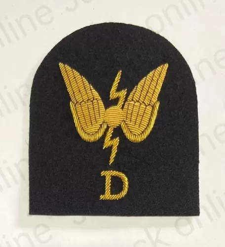 Gold Wire Bullion Radio Operator (D) Rate Badge