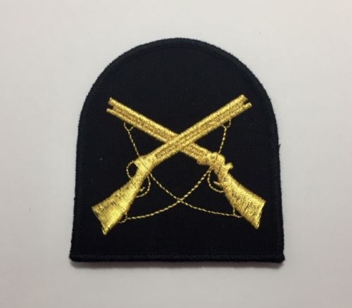 Crossed Rifles  Cuff Rate Badge (Gold)