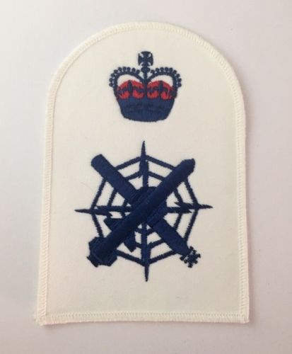 Petty Officer Combat System Operator Rank Badge (White) 